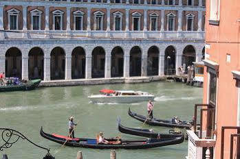 Lion Morosini Palace * Venezia